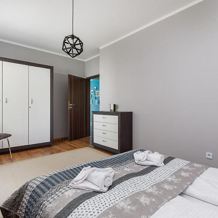 Family Apartment Magic & Sea With Terrace By Noclegi Renters Swinoujscie Bagian luar foto