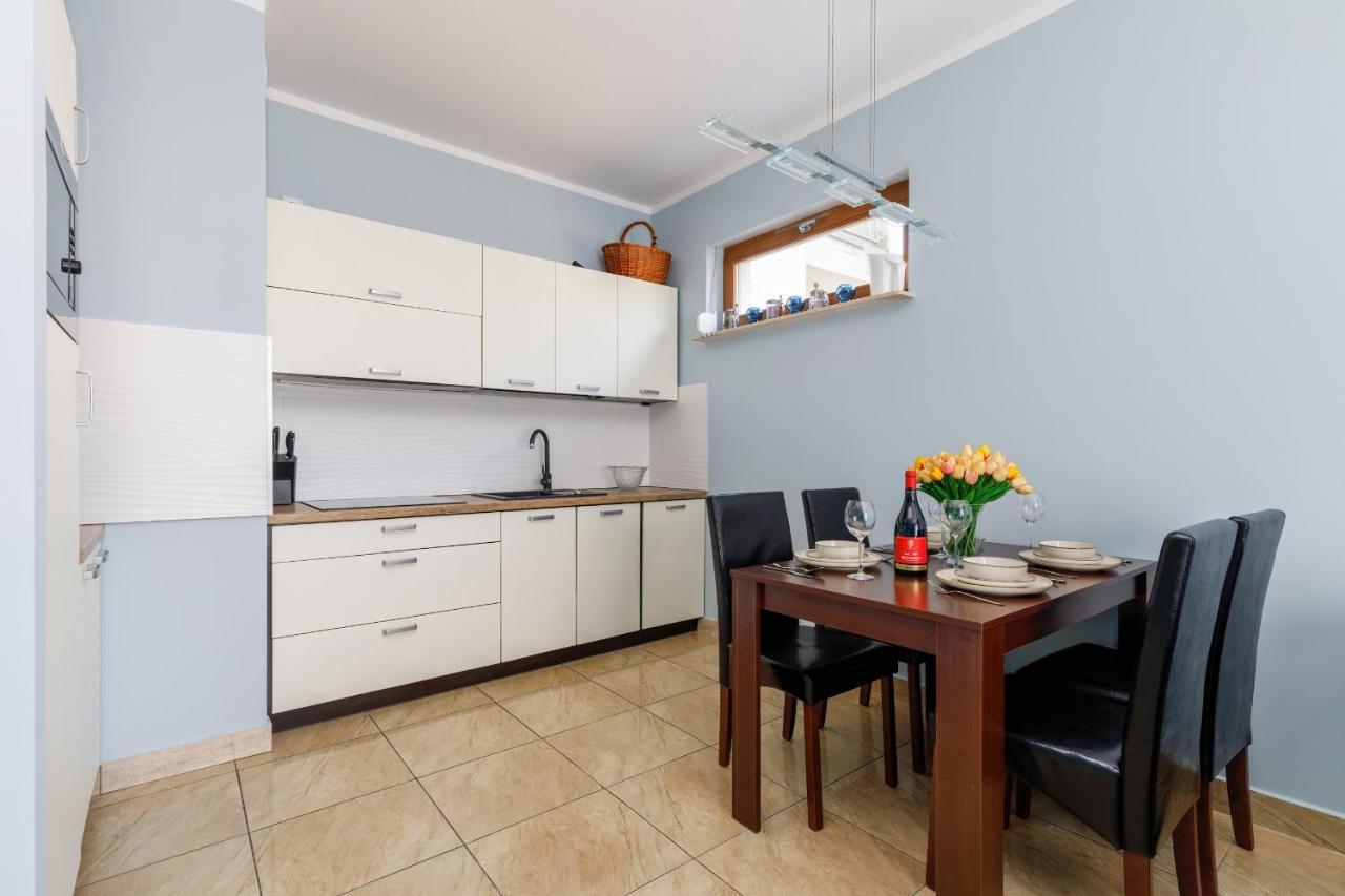 Family Apartment Magic & Sea With Terrace By Noclegi Renters Swinoujscie Bagian luar foto