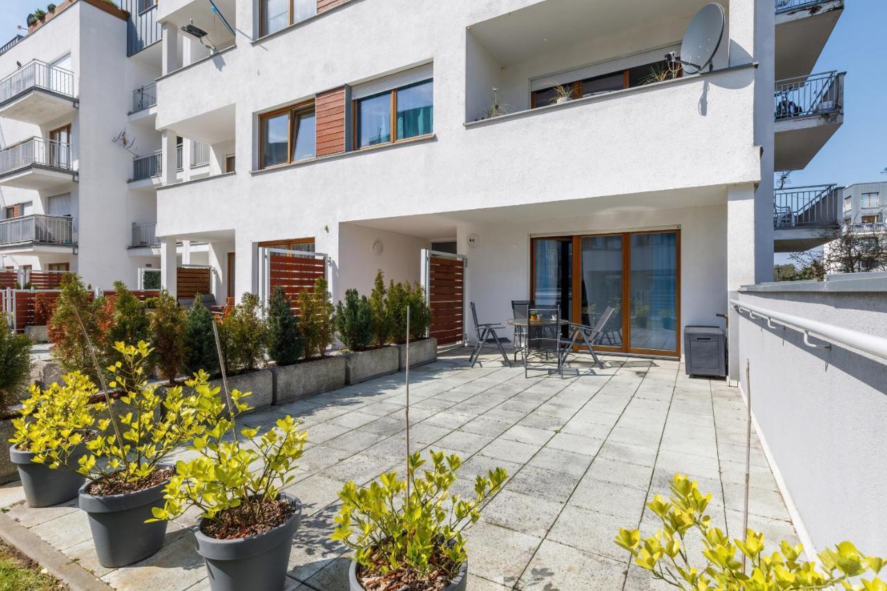 Family Apartment Magic & Sea With Terrace By Noclegi Renters Swinoujscie Bagian luar foto